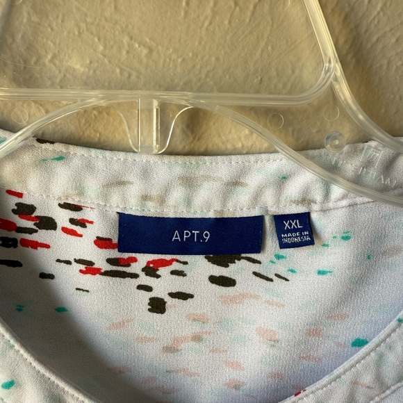 Apt. 9 Sleeveless Tank Top with Mandarin Collar - Picture 2 of 3